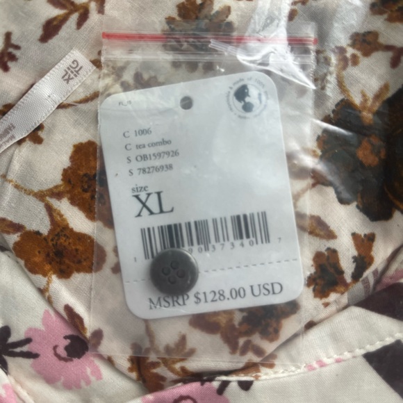 💙 NWT 🆕 FREE PEOPLE Hazel Buttondown - Picture 3 of 3